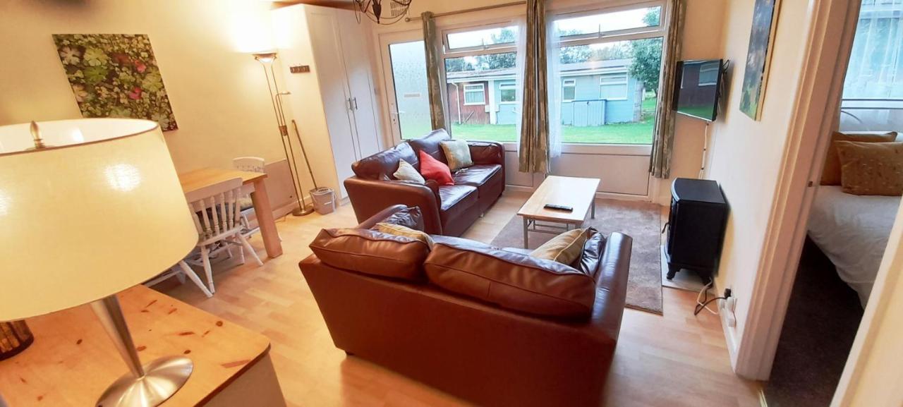 Sheena'S Dartmouth Chalets Exteriör bild